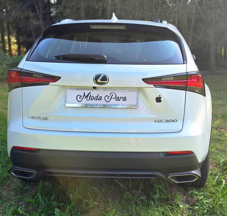 Samochód Auto do Ślubu Lexus NX, Jeep Wrangler  ,Ford Custom 9 osób