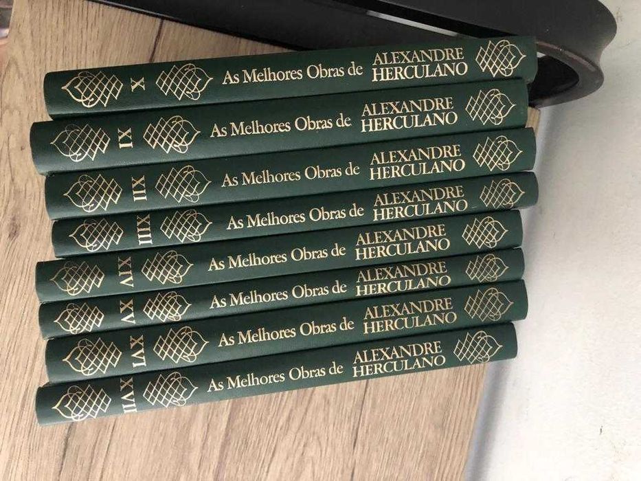 13 livros. Portes Grátis