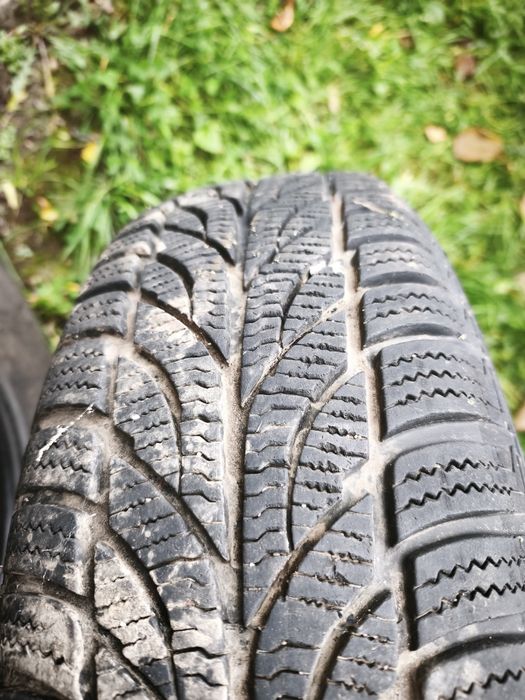 Opony zimowe 2 sztuki 185/65R15