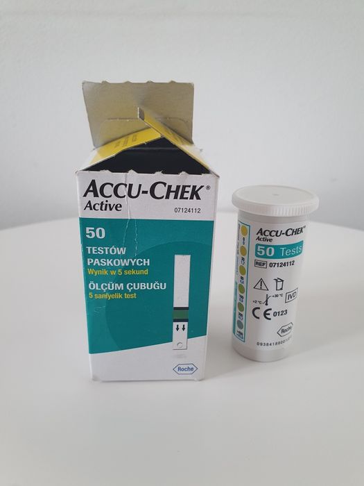 paski testowe Accu-Chek Active do pomiaru poziomu glukozy.