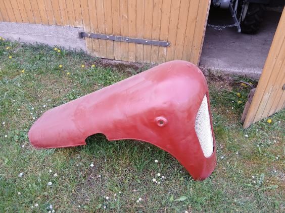 Maska do ciągnika C328