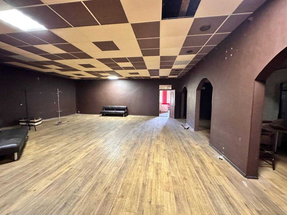 Оренда приміщення 280м2, ТРЦ