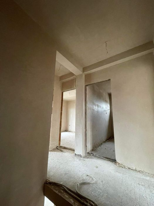 Tynki Maszynowe ( gipsowe, cementowo wapienne, )