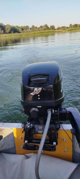 Лодка "Южанка" с мотором  "Mercury" 15М