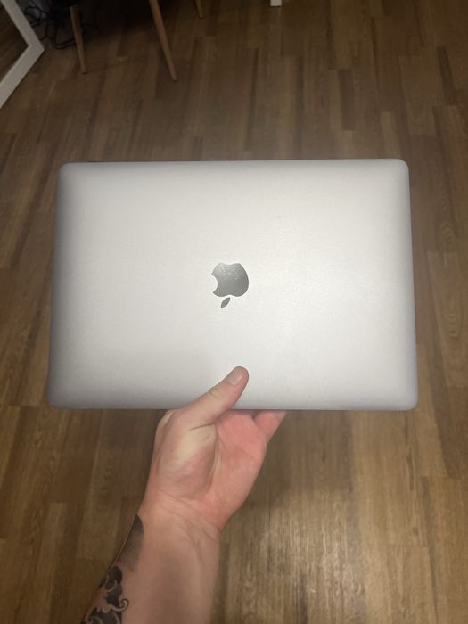 MacBook Air M1