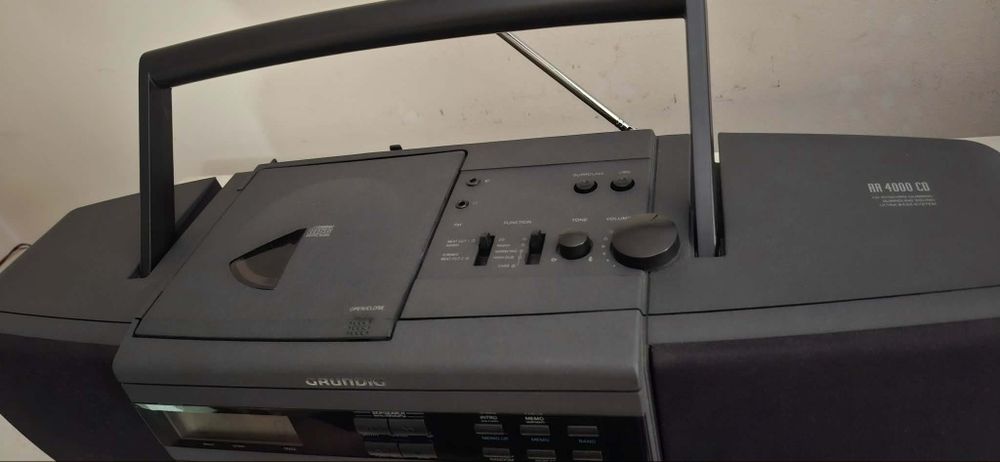 Radiomagnetofon CD Grundig RR 4000CD