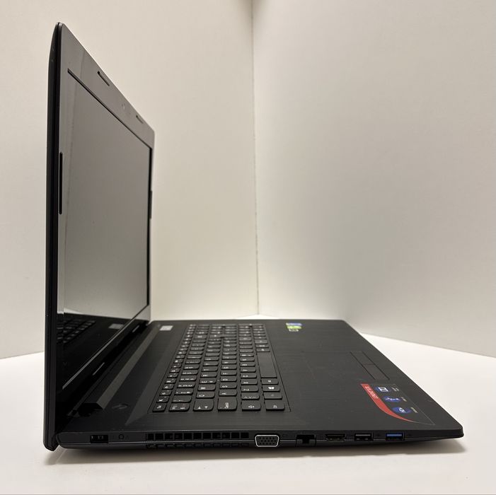 ноутбук Lenovo G70 17" 8GB озу /1000GB HDD NVIDIA GeForce Gt820 2GB/новий акумулятор