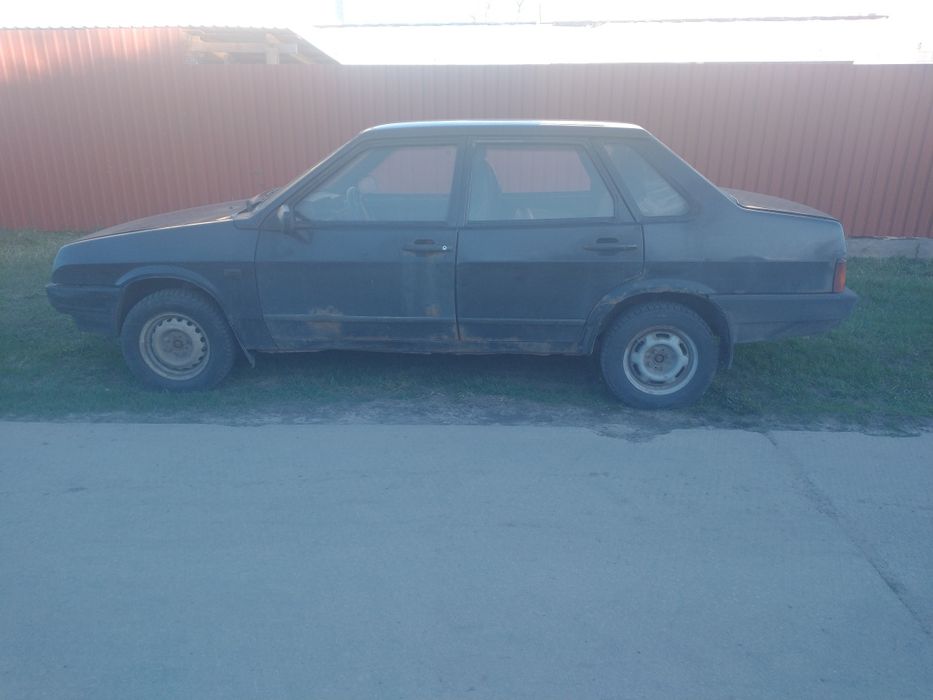 Продам машину 99