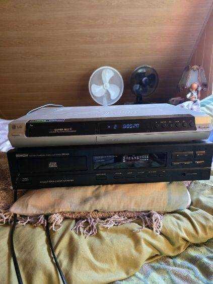 Odtwarzacz DVD i cd Denon