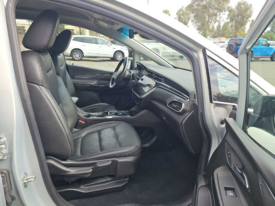 Chevrolet Bolt EV 2LT      2023