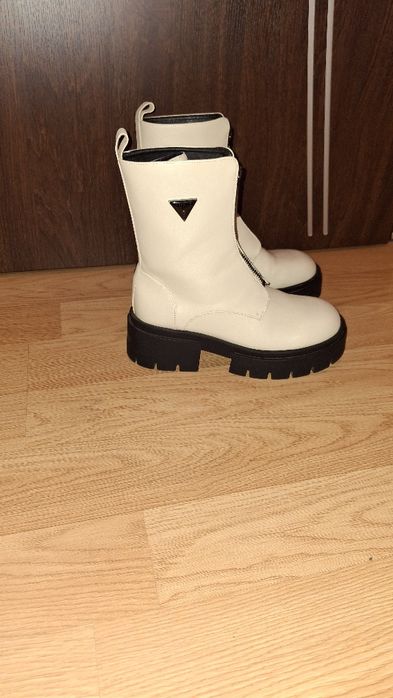 J.NOWE Guess! Botki damskie! Kremowe! Guess Leila! Roz. 39