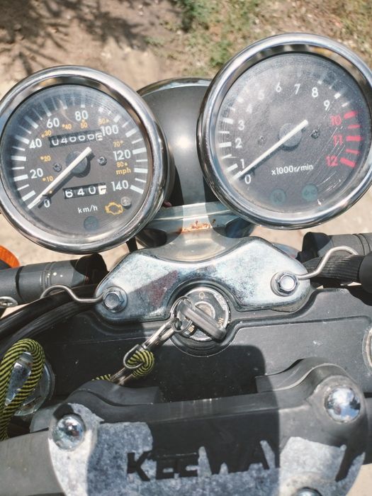 Keeway Superlight 125
