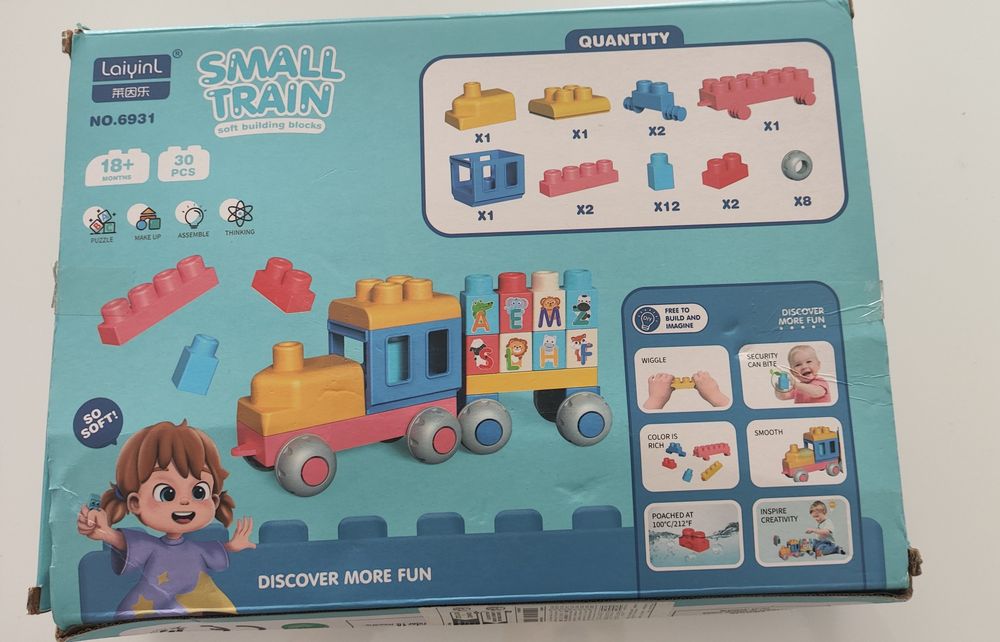 Conjunto de jogos e brinquedos infantis