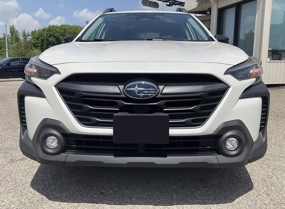 Subaru Outback      2024