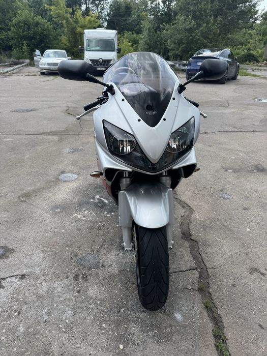 Продам мотоцикл HONDA CBR F4i