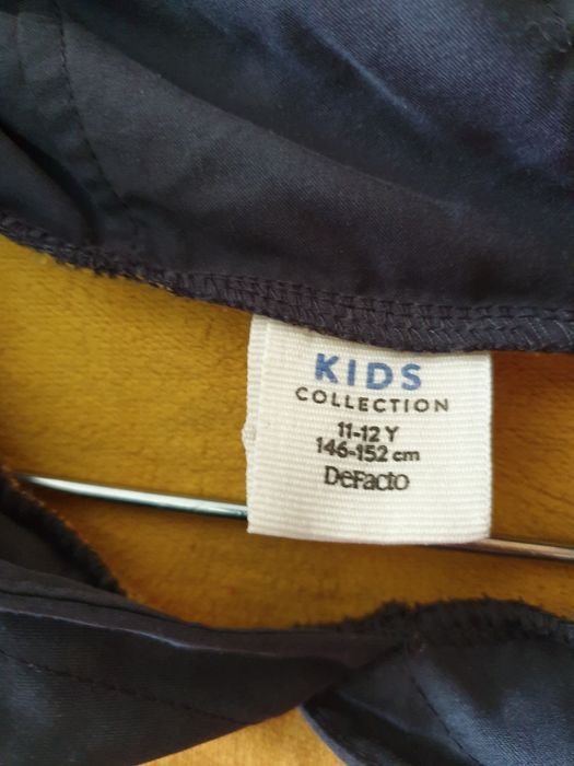 Продам 2 кофти для хлопкика 11-12 років