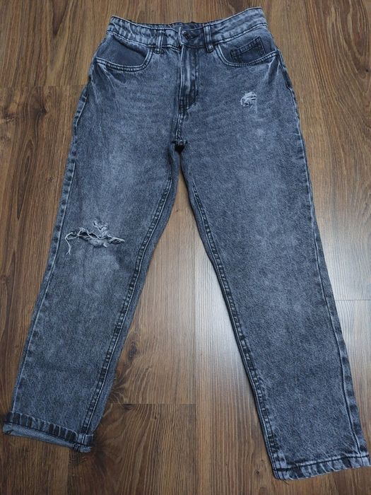 Spodnie jeansowe rozmiar 146