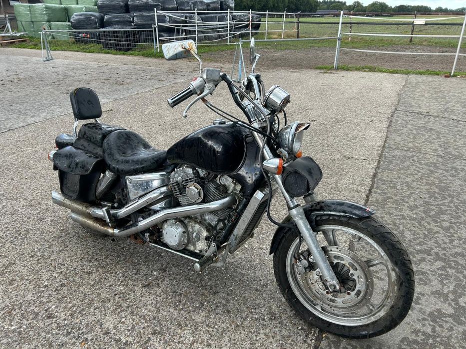 Honda Shadow VT 1100 SC18 Części