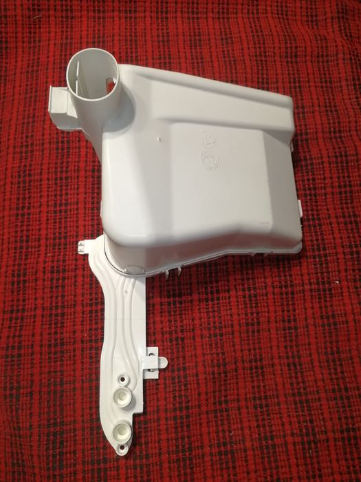 Люк, душевой бокс на стиральную машину INDESIT.