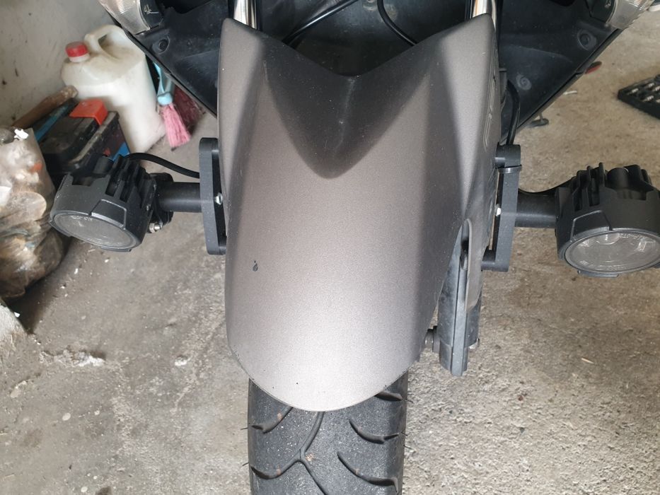 Suporte farois auxiliares yamaha NMax125