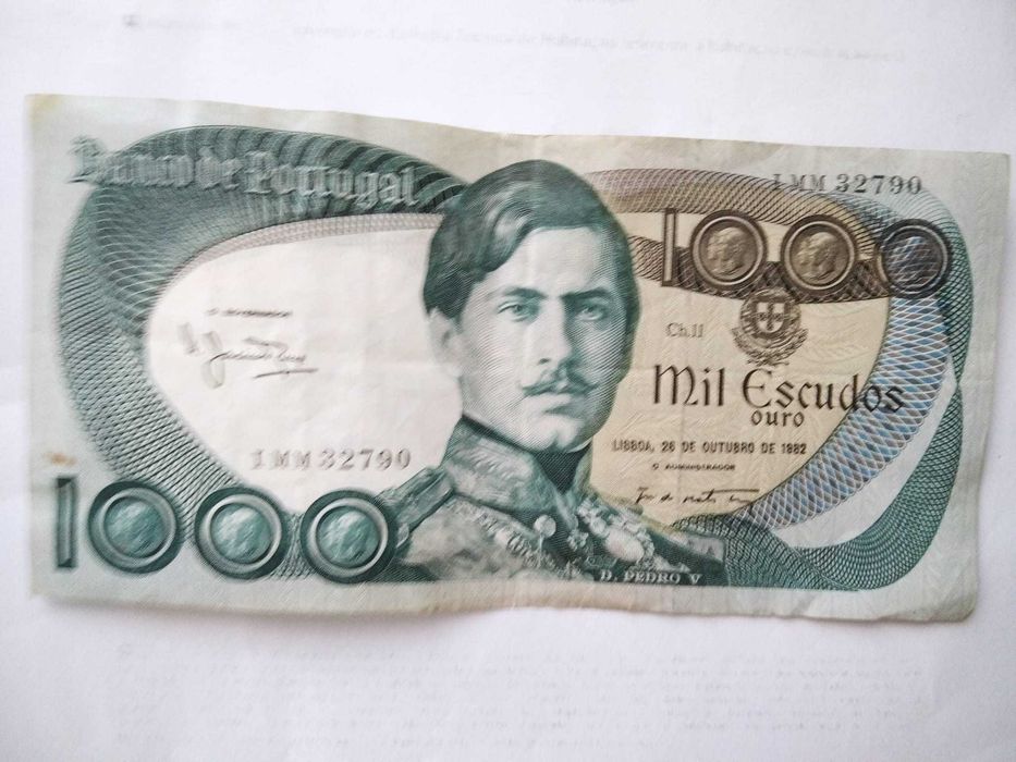 Notas de escudo para coleção