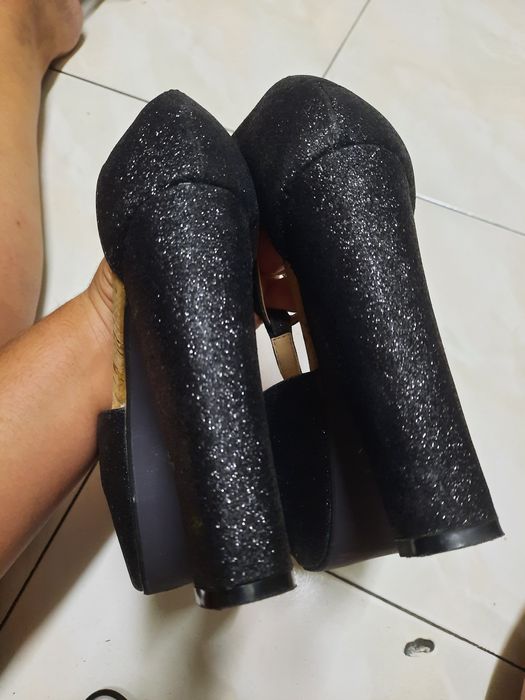 Sandálias salto alto