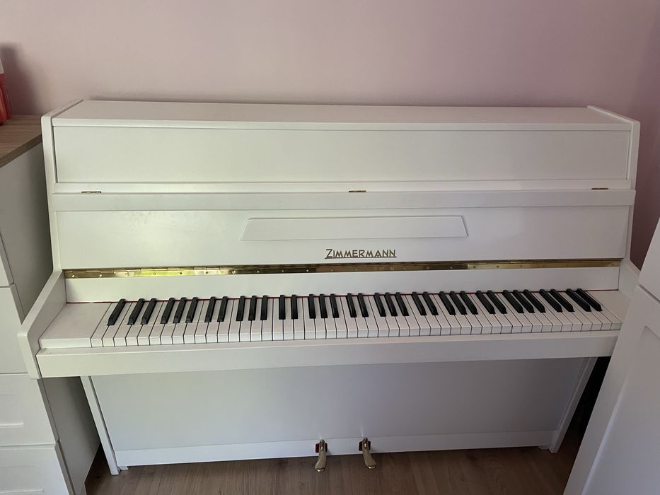 Białe pianino Zimmermann