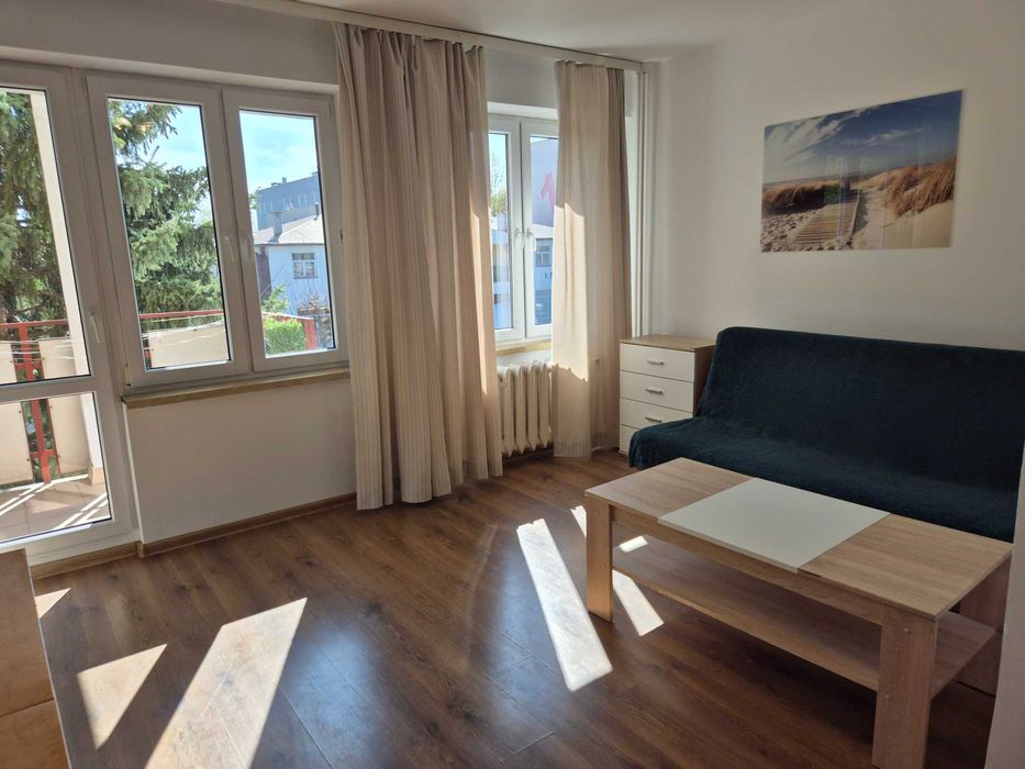 Duży pokój z balkonem – 20 m² | ul. Solarza | dostępny od zaraz - View 3