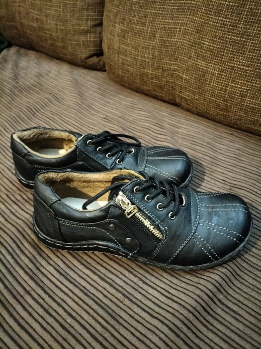 Półbuty damskie 36 buty damskie lekko ocieplane Plop