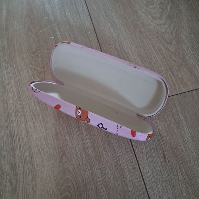 Etui na okulary nowe