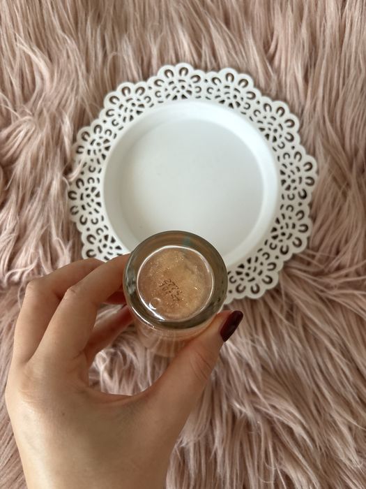 Okejek do ciała z brokatem Rituals Ritual of karma