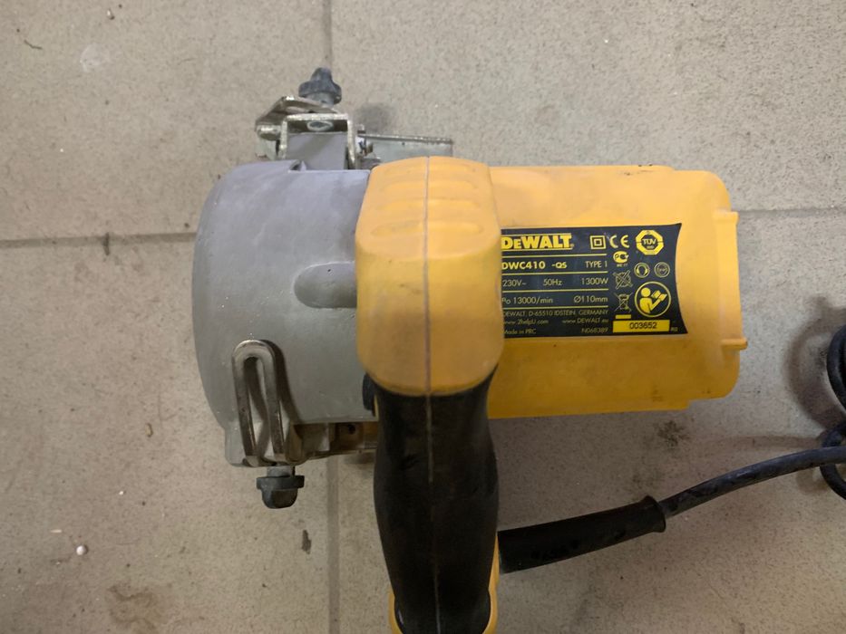 DeWalt DWC410 Przecinarka ręczna do płytek 110mm