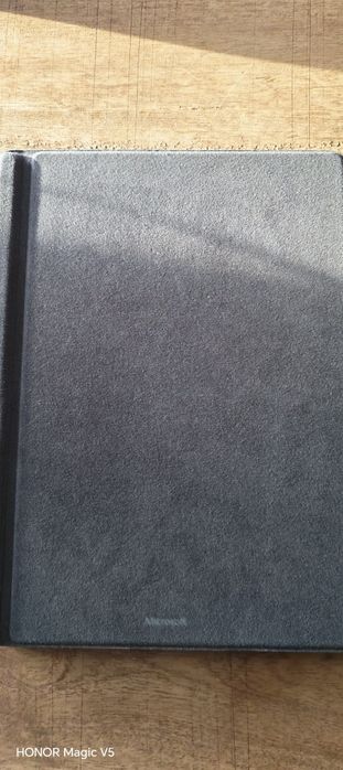 Microsoft Surface Pro x SQ1