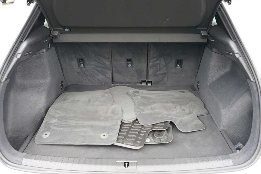 Audi Q3      2022