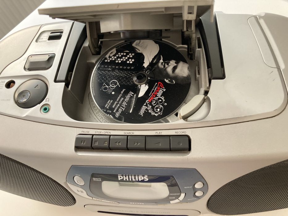 Philips AZ1209 - radio CD + magnetofon kasetowy - sprawny