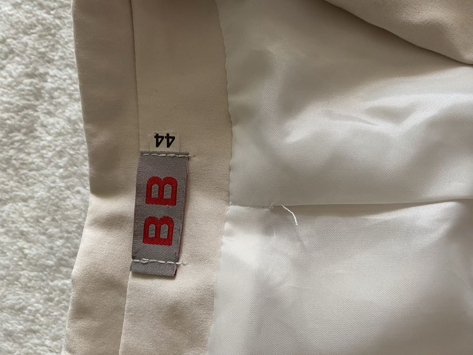 44 Beżowy Blazer Marynarka BB Klasyczna Do Pracy Elegancka