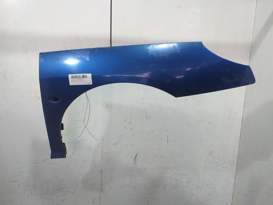 Guarda-Lamas Frente Direito Peugeot 407