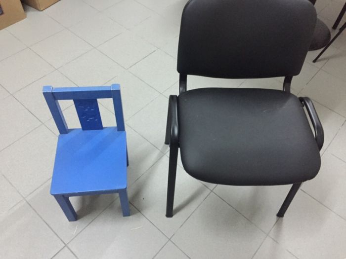 Cadeira de madeira para crianças