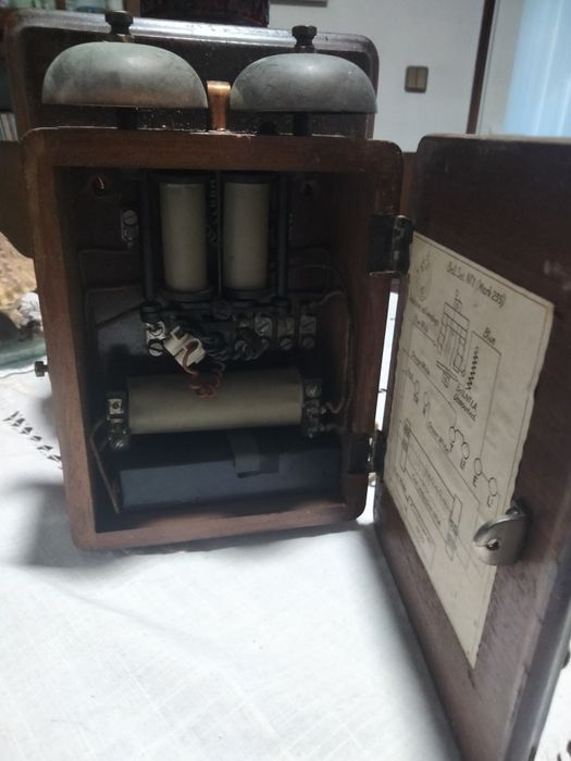 Rara caixa de campainha vintage em madeira (Bell Set No 1) - North American Philips Co. vintage