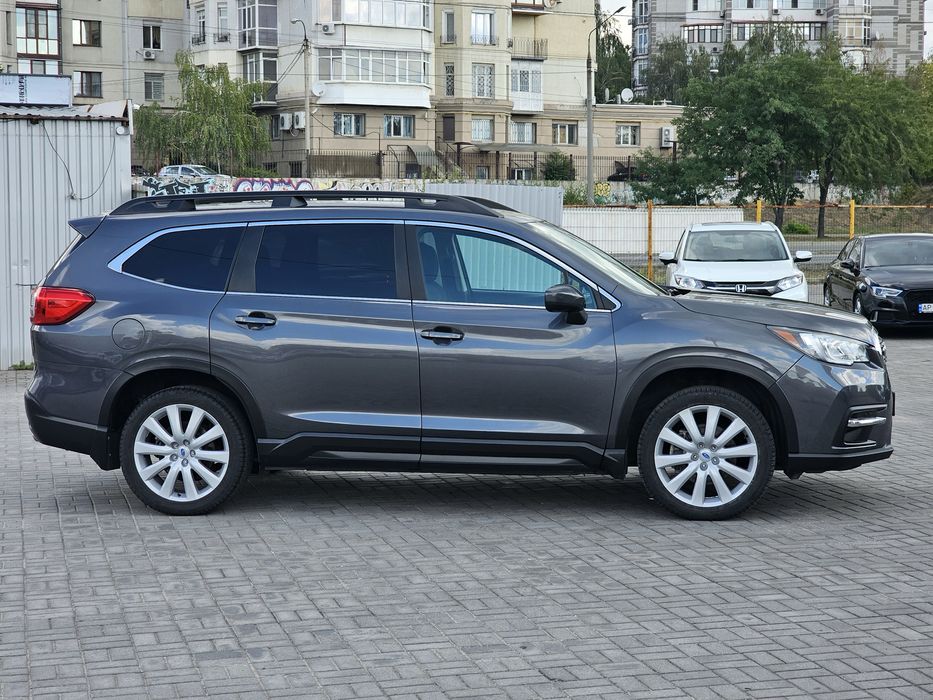 Субару Ascent Premium,18г.78000км.