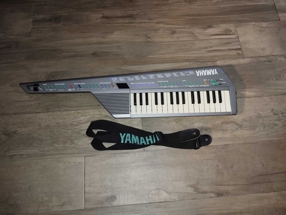 Yamaha SHS-10 - Sintetizador Portátil