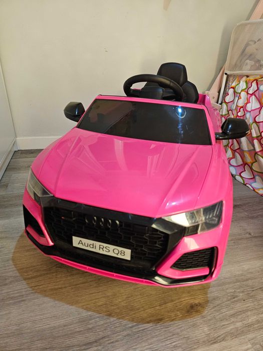 Carro elétrico criança