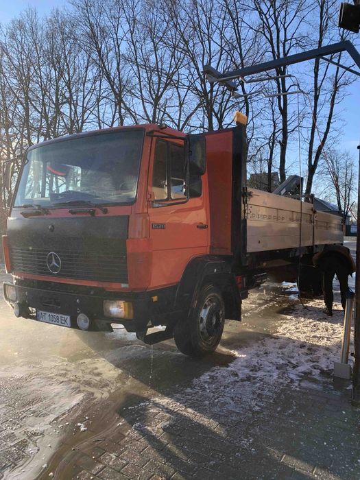 Mercedes-Benz 1520 кран маніпулятор