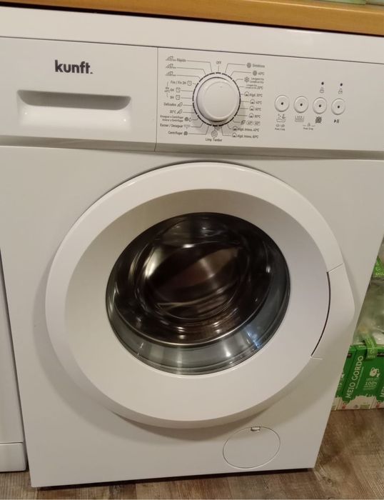 Maquina de lavar roupa nova