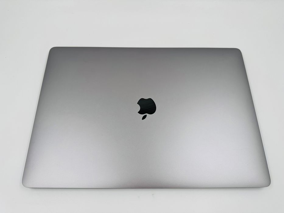 Apple Macbook Pro 16 2019 i7 64GB RAM 512GB SSD AMD 4GB IL6602