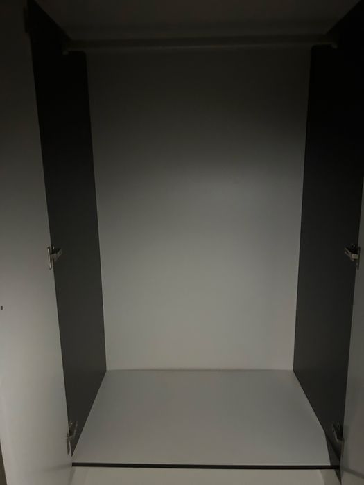 Armário de roupa