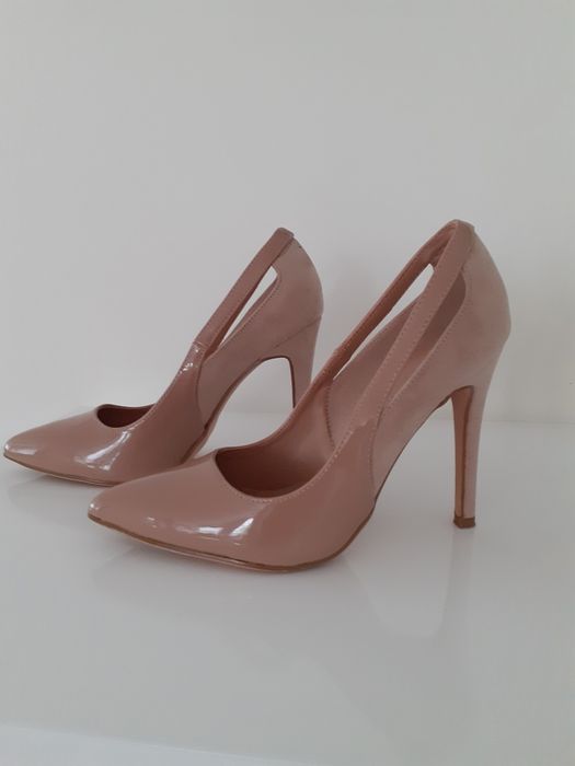 Buty damskie na szpilce