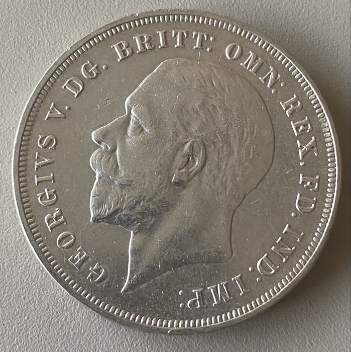 Moeda 1695 - Inglaterra 1 Crown 1935