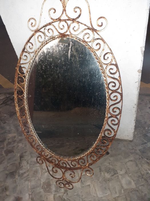 Espelho em Ferro Trabalhado