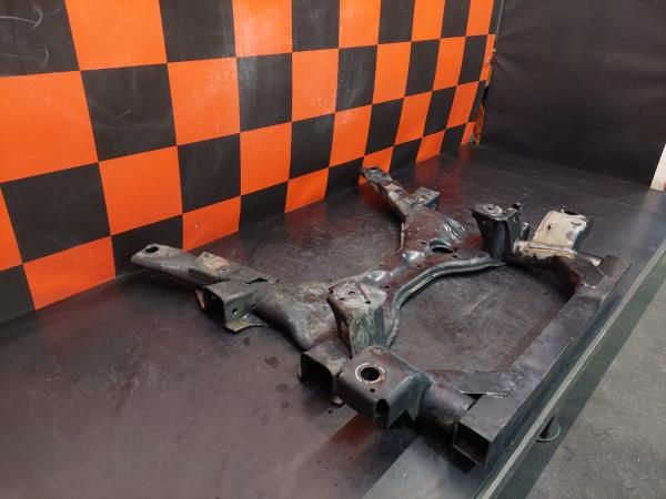 Charriot frente MERCEDES-BENZ Vito Combi (W639)